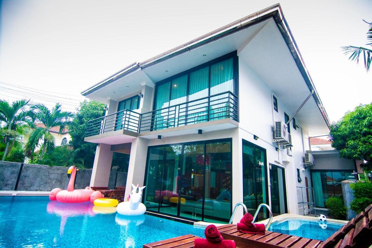 Vichy Villa Jomtien Beach Exterior photo